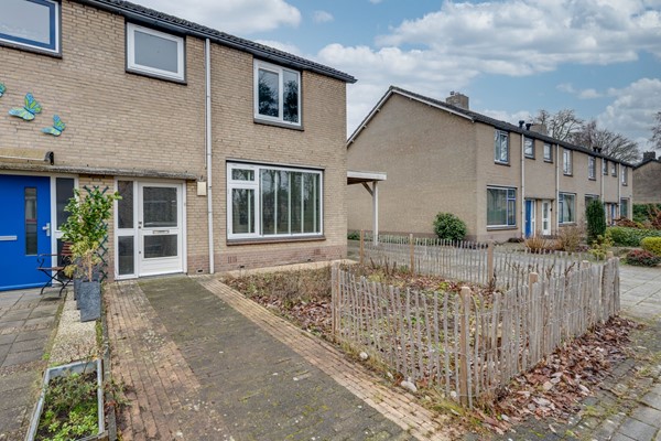 09_FUNDA_DE QUAYSTRAAT 23_RIJEN.jpg